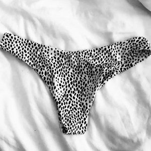 Blackbough Maui Bottoms in White Flint